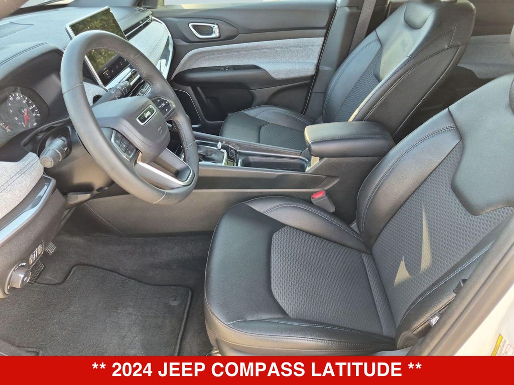 Thumbnail: 2024 Jeep Compass - 11