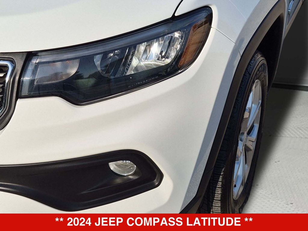 Thumbnail: 2024 Jeep Compass - 24