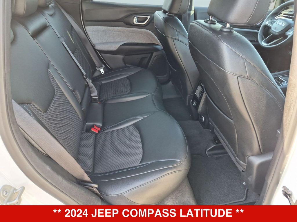 Thumbnail: 2024 Jeep Compass - 27