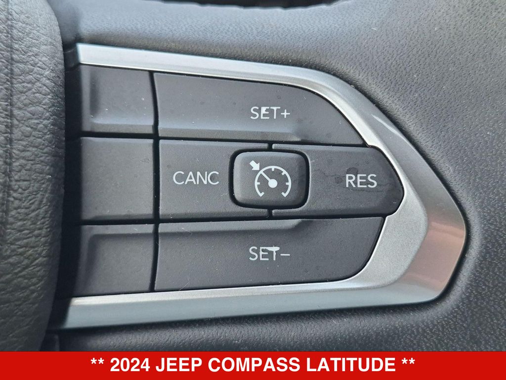 Thumbnail: 2024 Jeep Compass - 29