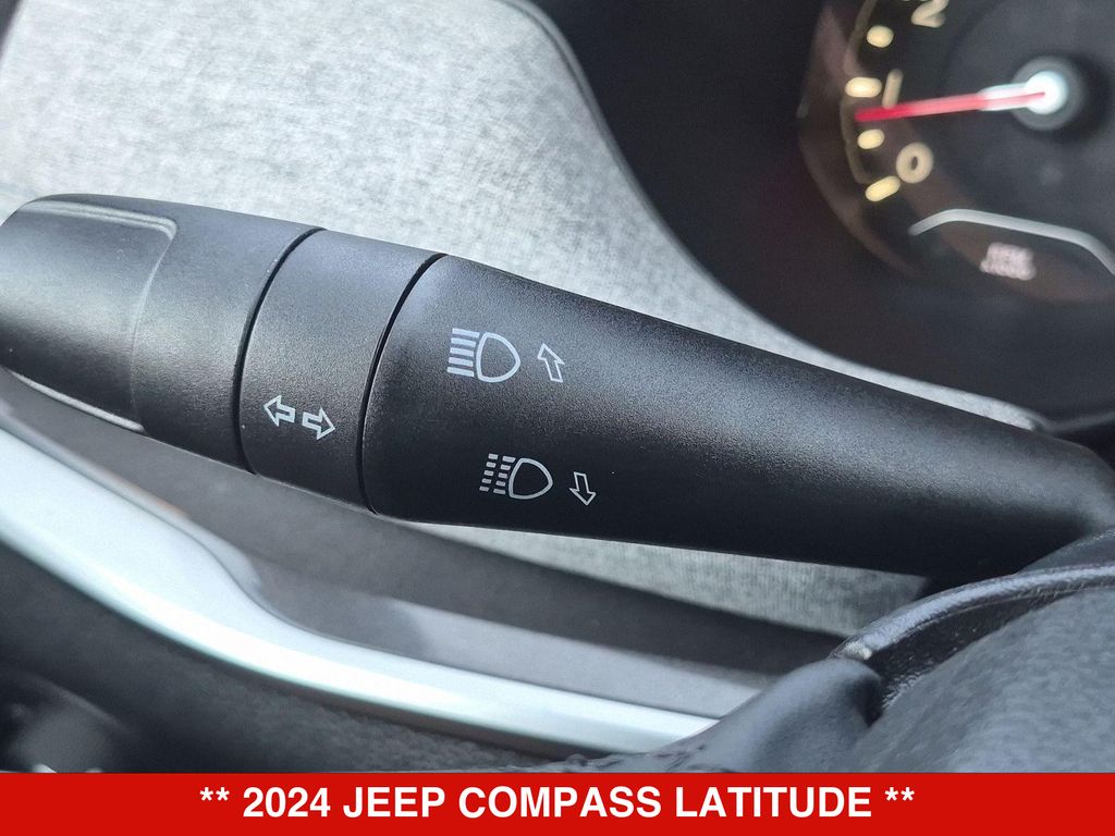 Thumbnail: 2024 Jeep Compass - 16