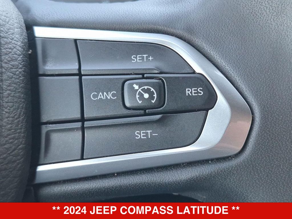 Thumbnail: 2024 Jeep Compass - 29