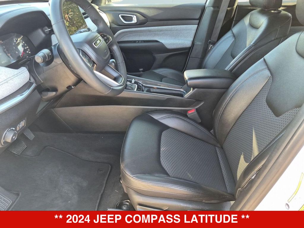 Thumbnail: 2024 Jeep Compass - 11