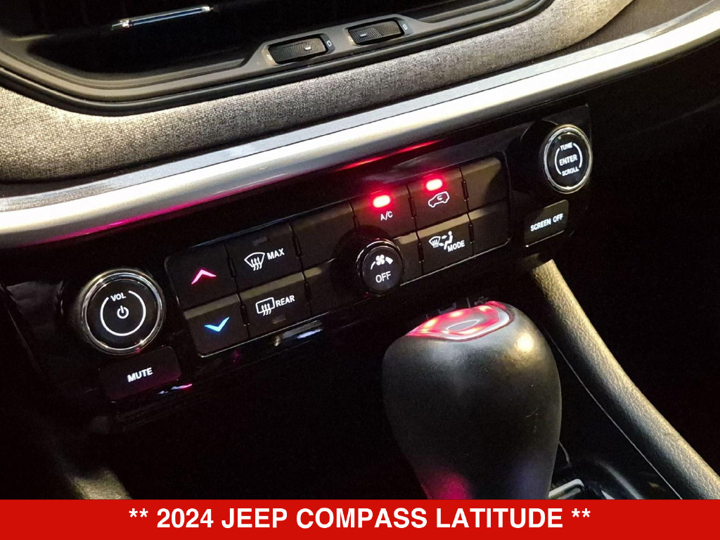 Thumbnail: 2024 Jeep Compass - 29
