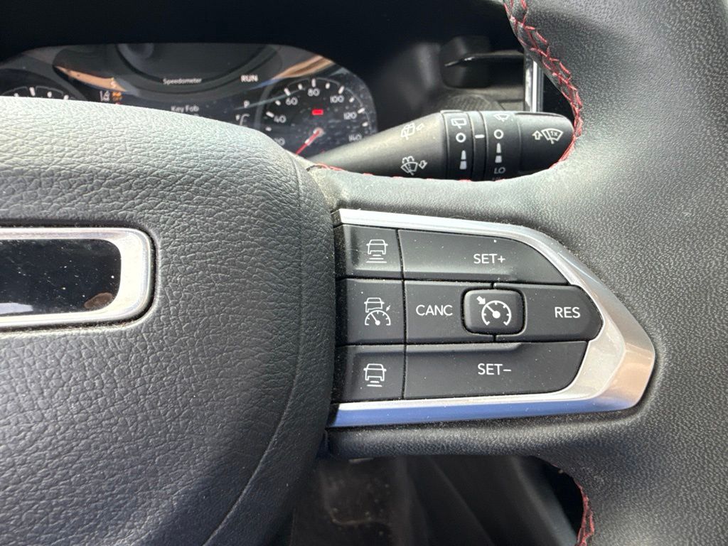 Thumbnail: 2022 Jeep Compass - 23