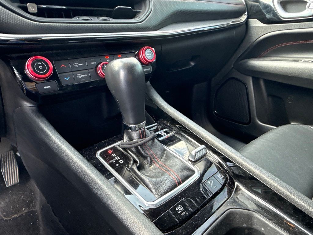 Thumbnail: 2022 Jeep Compass - 10