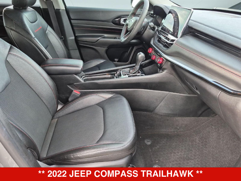 Thumbnail: 2022 Jeep Compass - 11