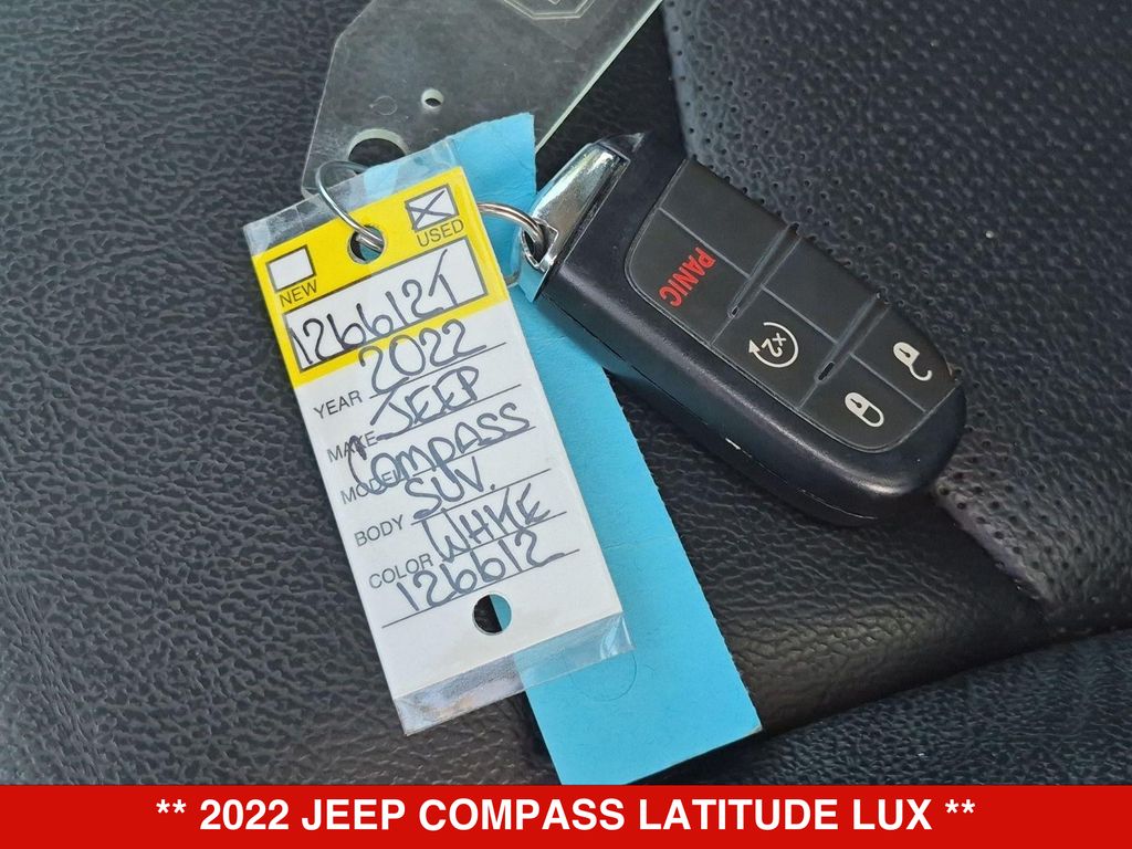 Thumbnail: 2022 Jeep Compass - 18
