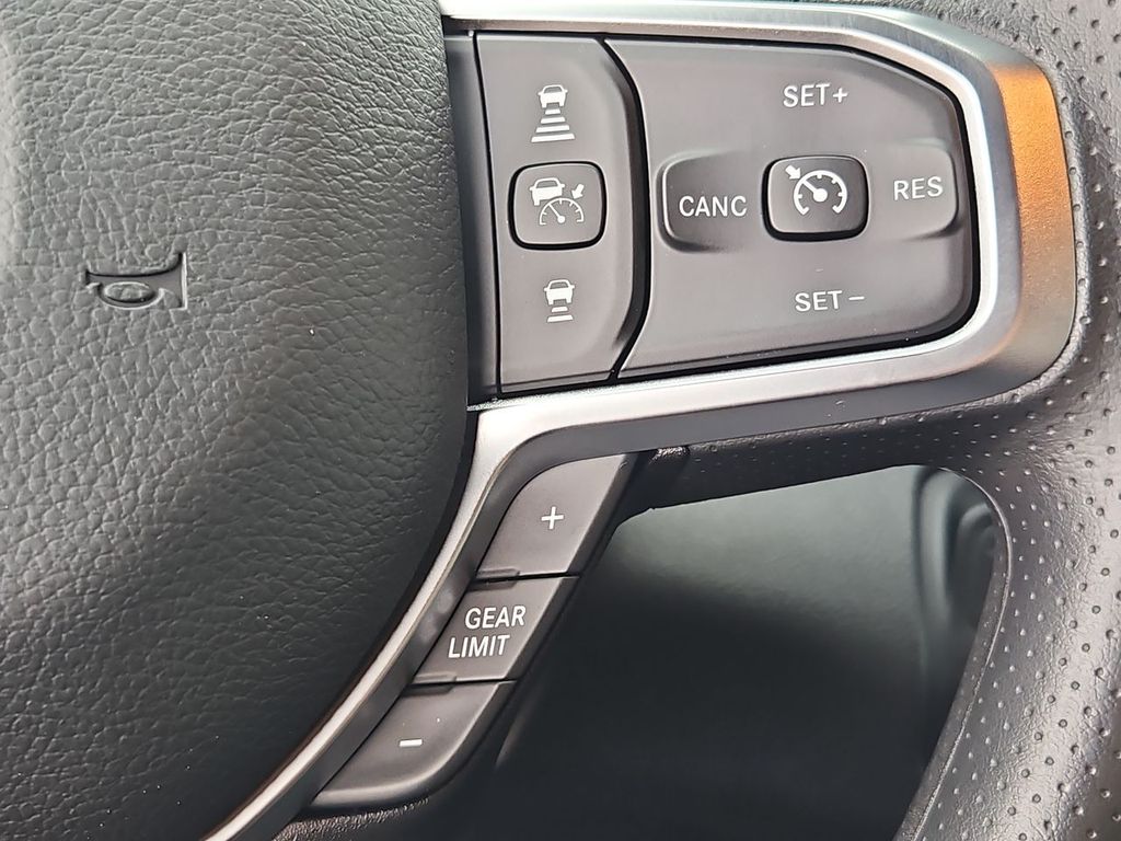 Thumbnail: 2026 RAM 3500 - 31