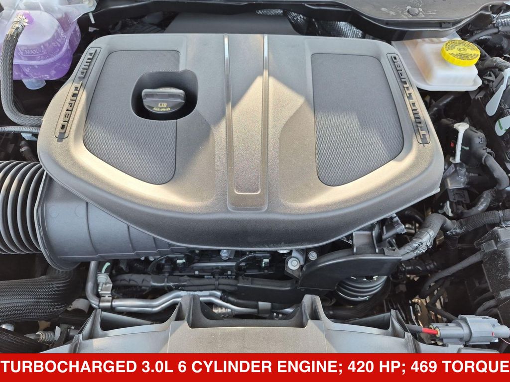 Thumbnail: 2026 RAM 1500 - 9