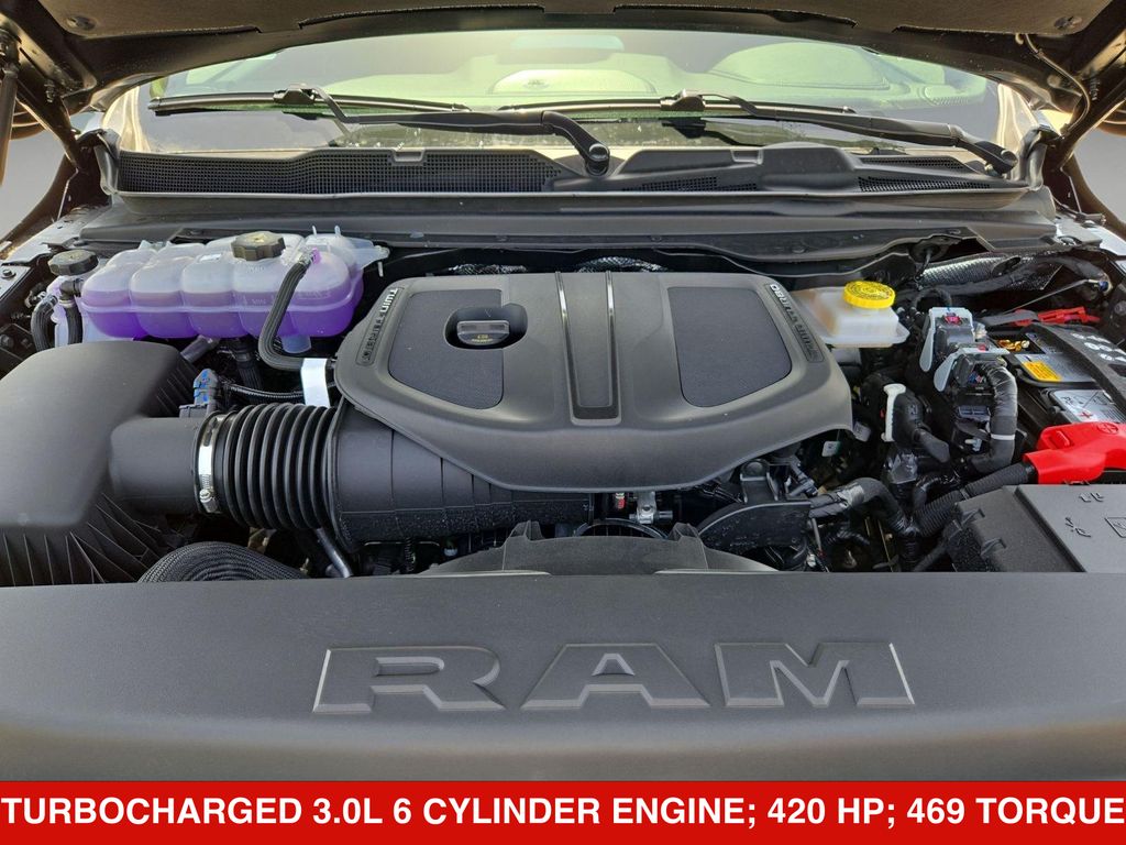 Thumbnail: 2026 RAM 1500 - 9