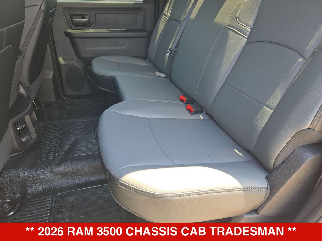 2026 RAM 3500 Chassis Tradesman - Photo 11