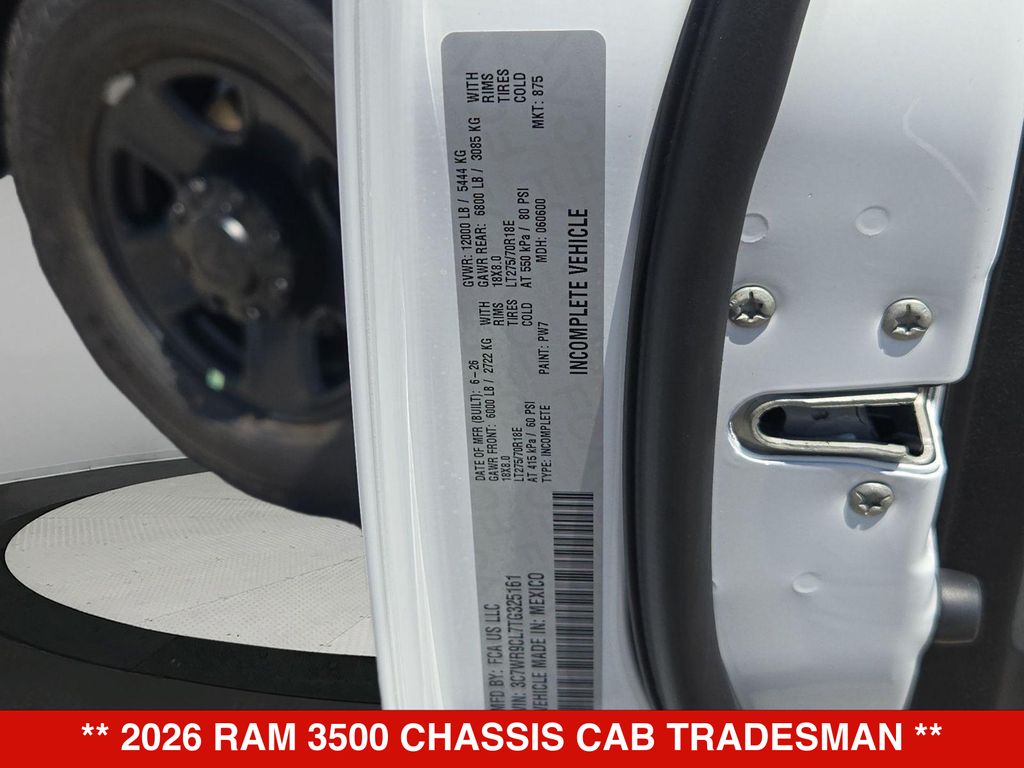 2026 RAM 3500 Chassis Tradesman - Photo 16