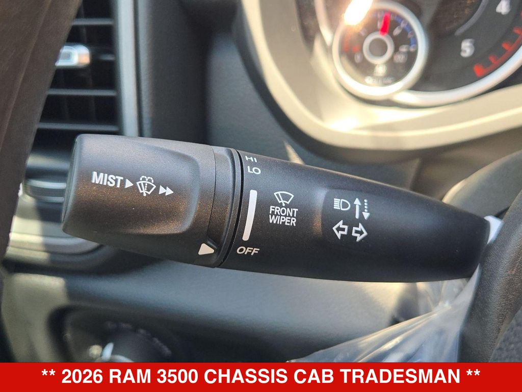 2026 RAM 3500 Chassis Tradesman - Photo 25