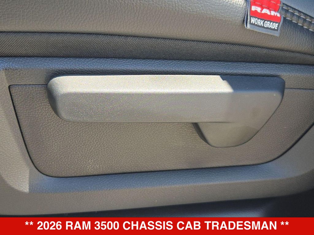 2026 RAM 3500 Chassis Tradesman - Photo 21