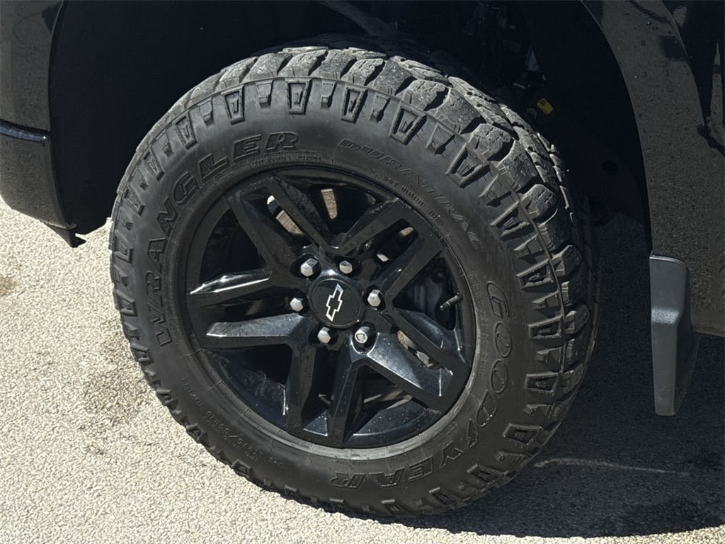 2022 Chevrolet Silverado 1500 Custom 8