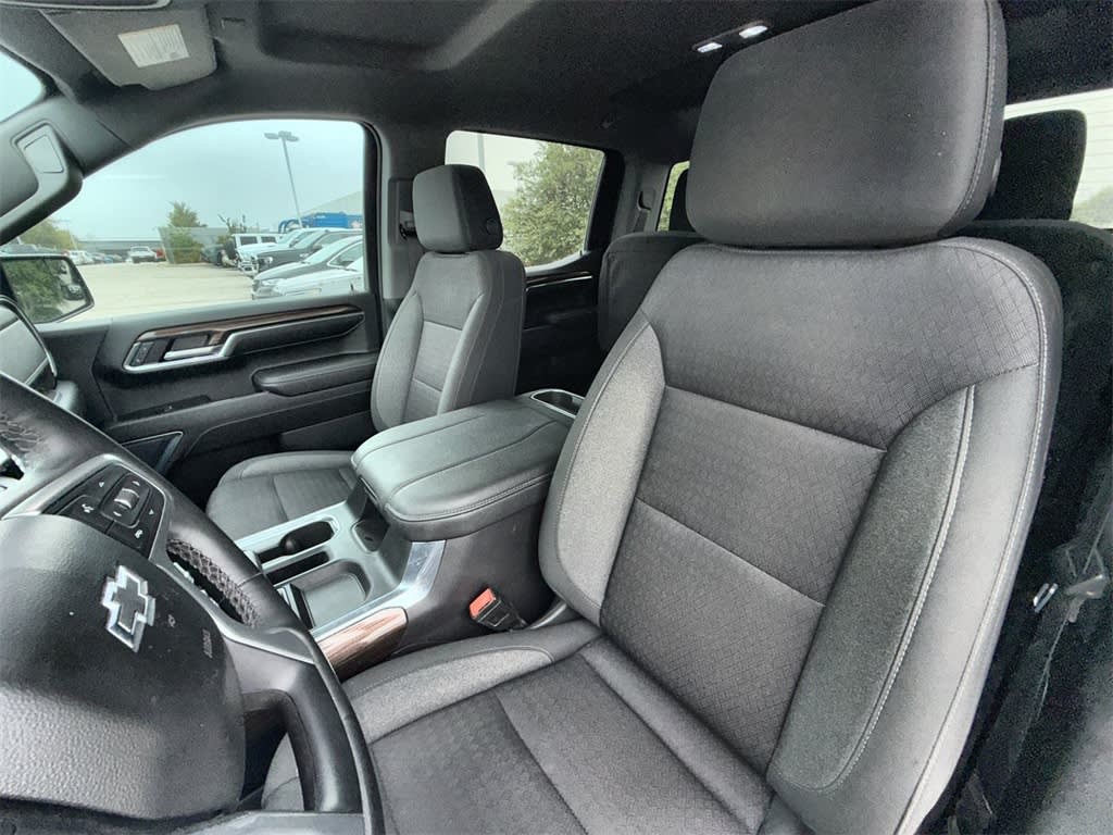 Thumbnail: 2023 Chevrolet Silverado 1500 - 10