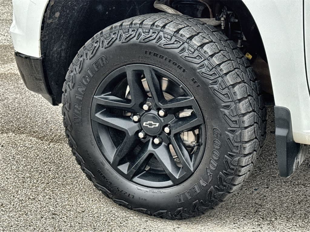 Thumbnail: 2023 Chevrolet Silverado 1500 - 8