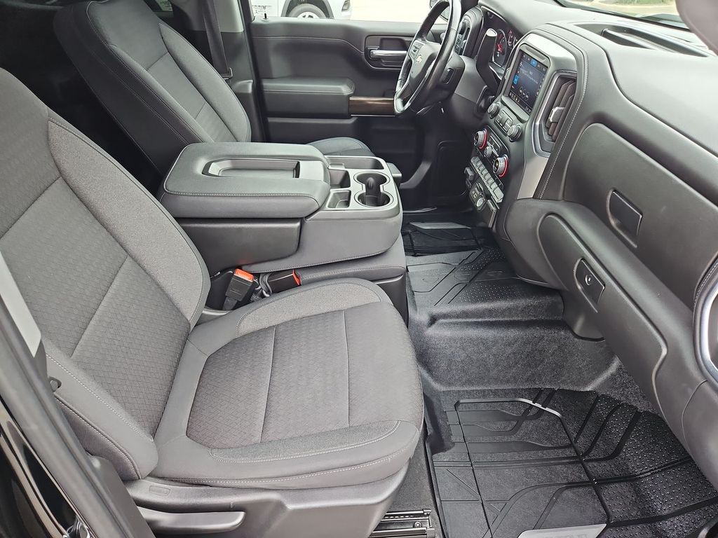 Thumbnail: 2021 Chevrolet Silverado 1500 - 12