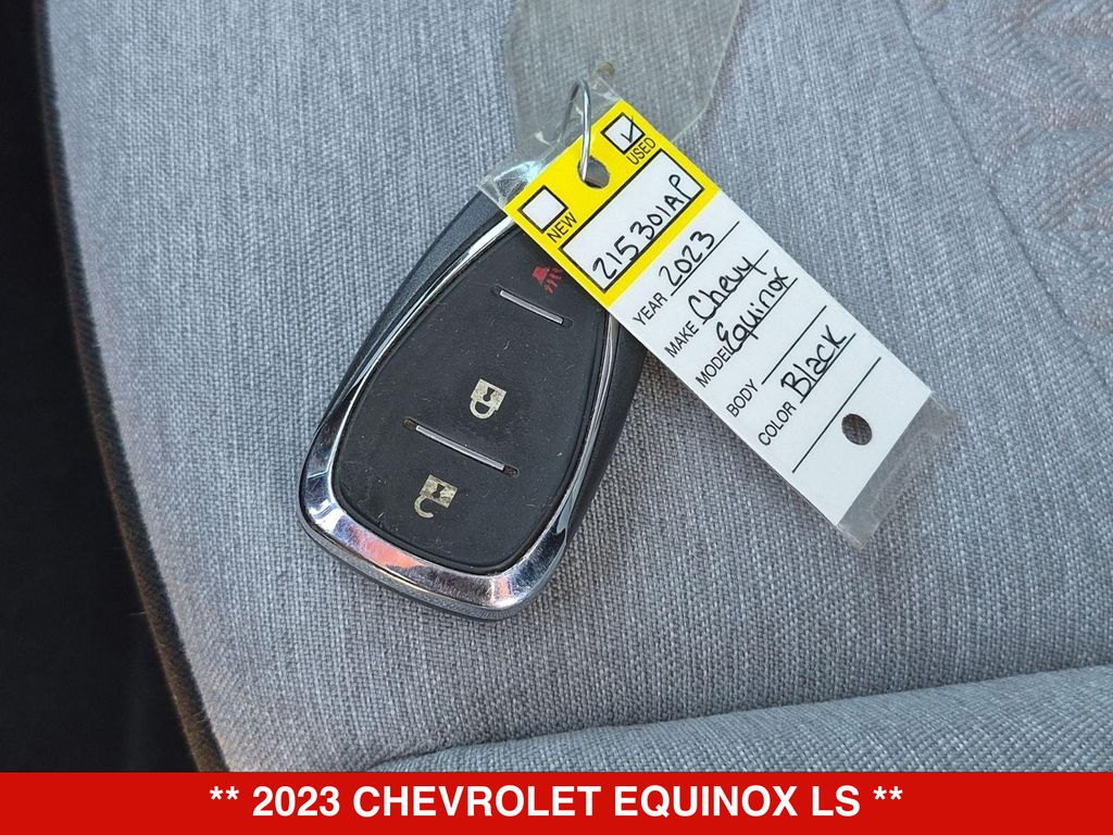 Thumbnail: 2023 Chevrolet Equinox - 17