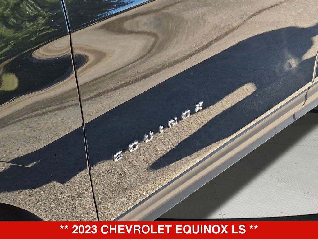 Thumbnail: 2023 Chevrolet Equinox - 7