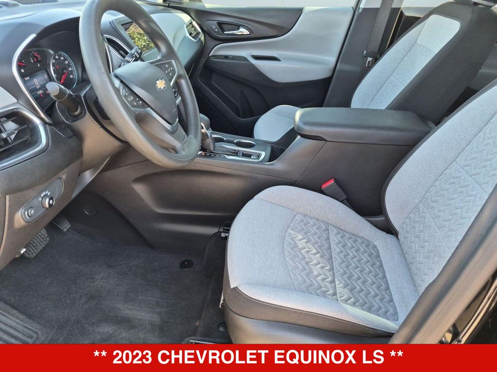 Thumbnail: 2023 Chevrolet Equinox - 11