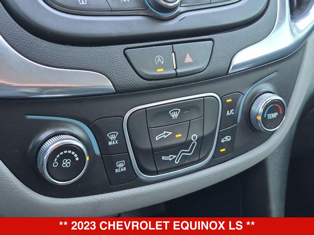 Thumbnail: 2023 Chevrolet Equinox - 30