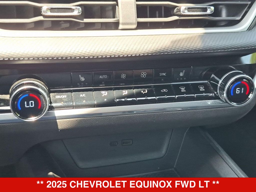 Thumbnail: 2025 Chevrolet Equinox - 29