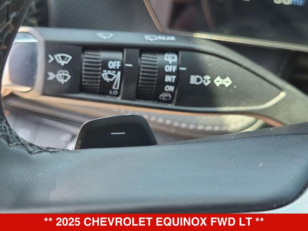 Thumbnail: 2025 Chevrolet Equinox - 28