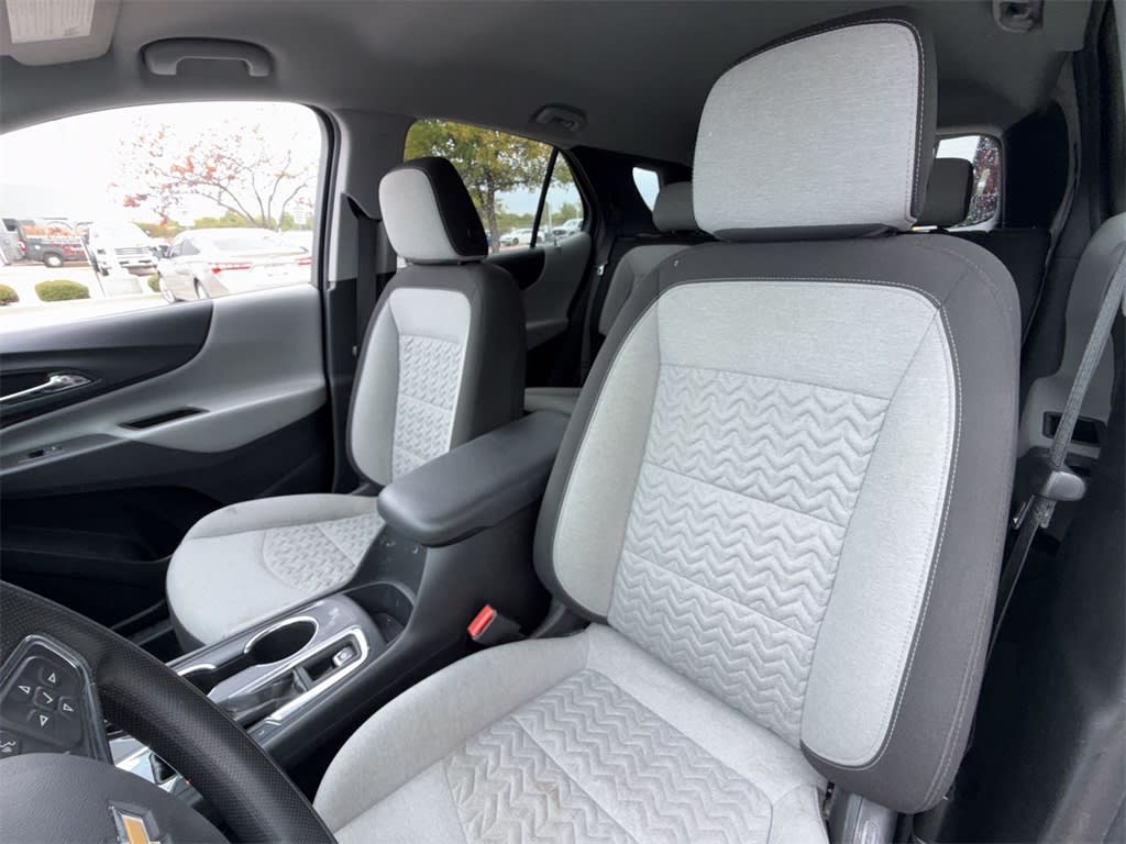 Thumbnail: 2023 Chevrolet Equinox - 10