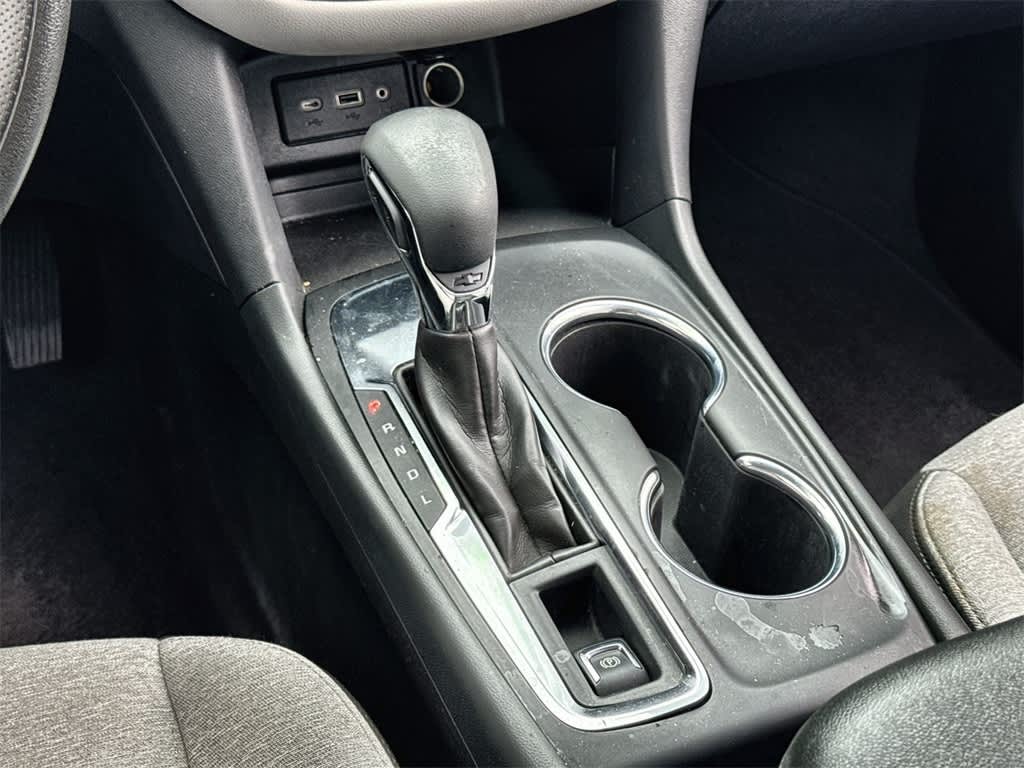 Thumbnail: 2023 Chevrolet Equinox - 15