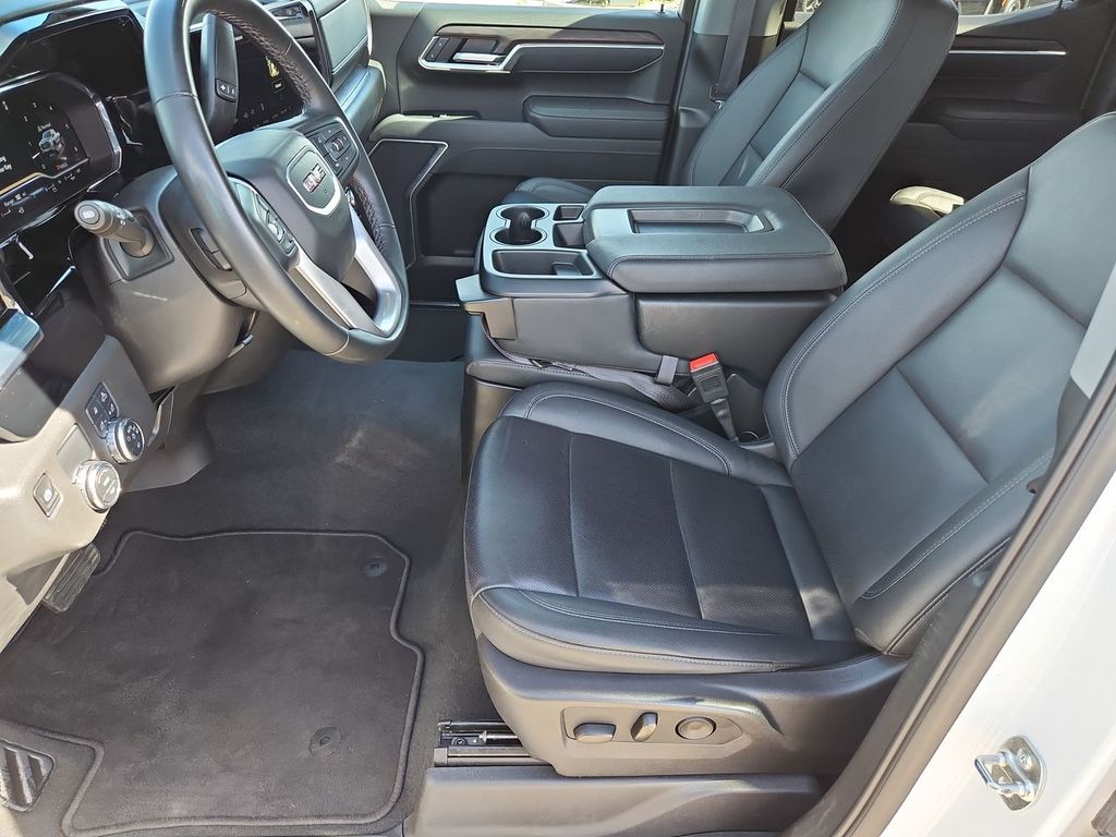 Thumbnail: 2025 GMC Sierra 1500 - 11