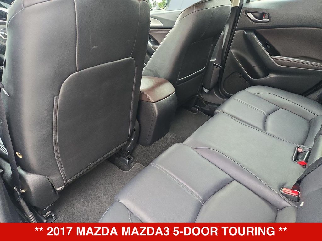 Thumbnail: 2017 Mazda Mazda3 - 13