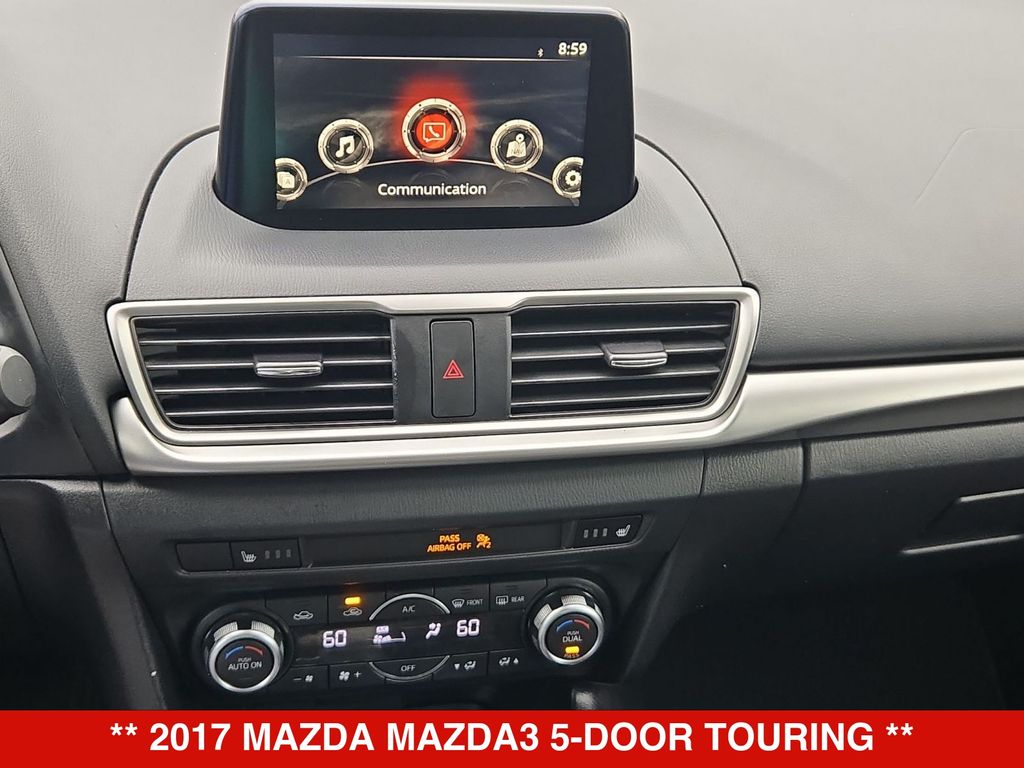 Thumbnail: 2017 Mazda Mazda3 - 32