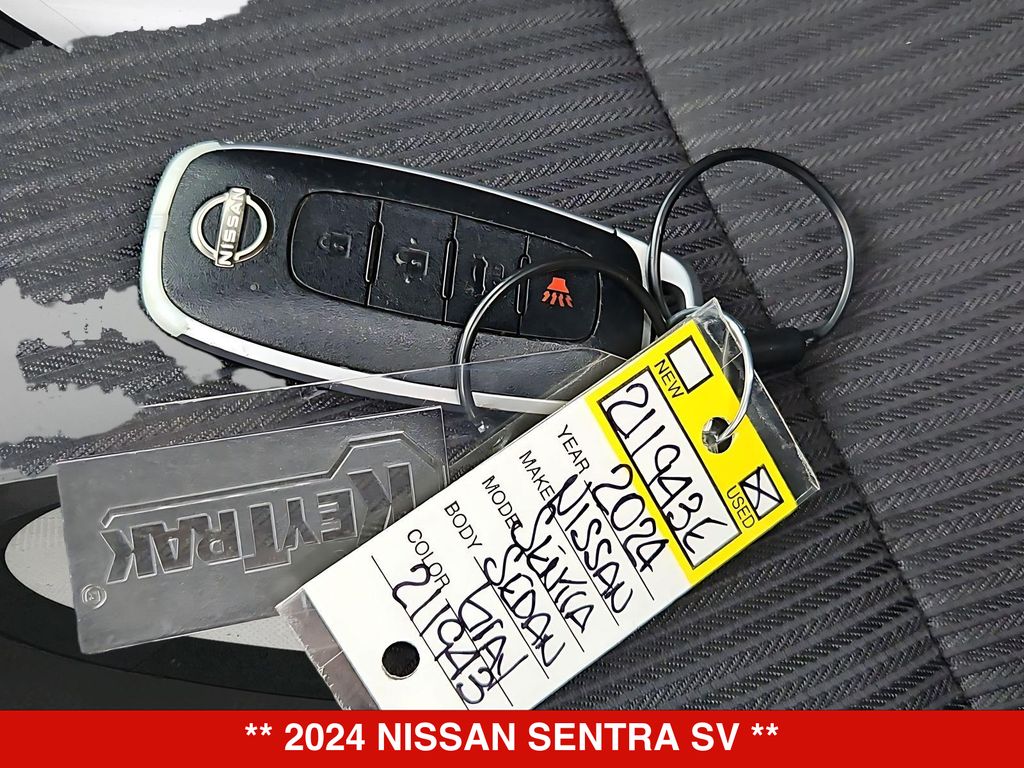 Thumbnail: 2024 Nissan Sentra - 17