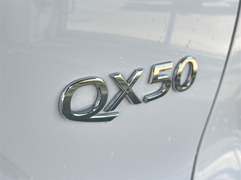 Thumbnail: 2023 INFINITI QX50 - 18