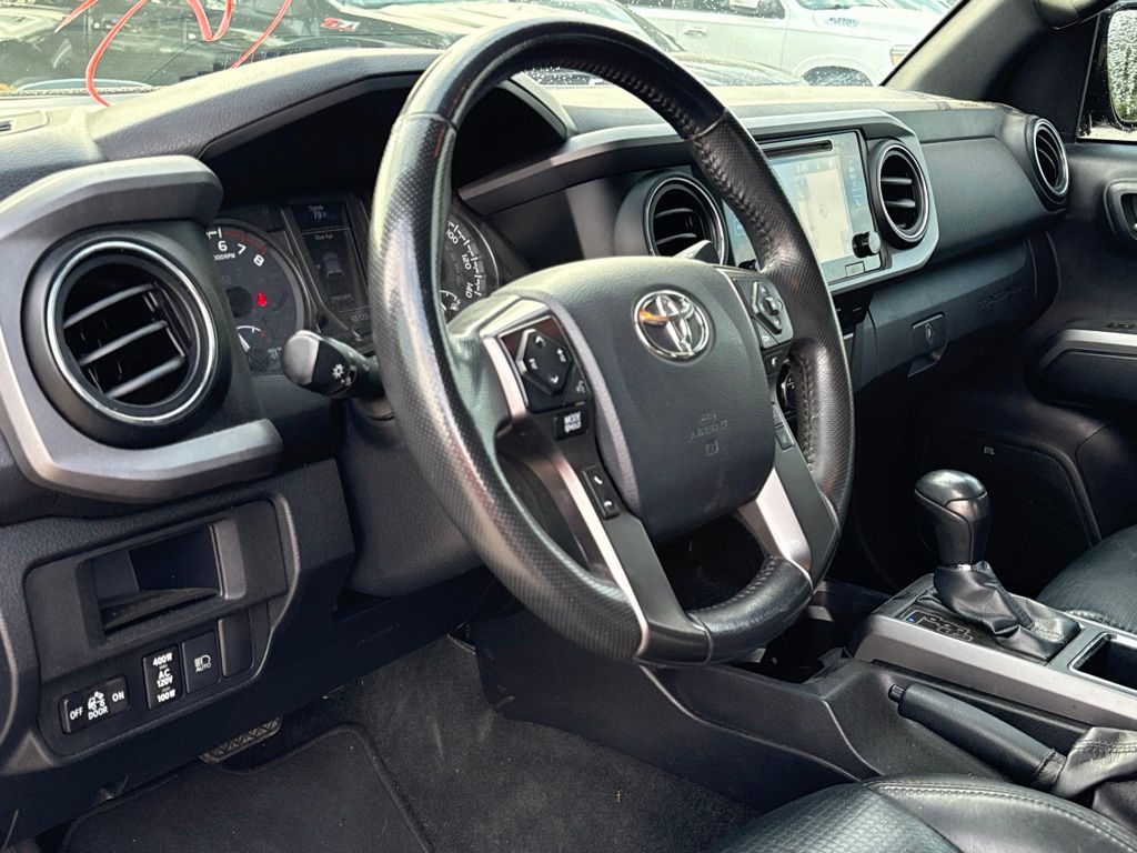 Thumbnail: 2019 Toyota Tacoma - 2