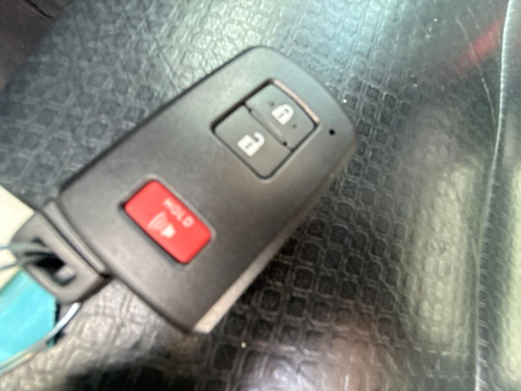Thumbnail: 2019 Toyota Tacoma - 13