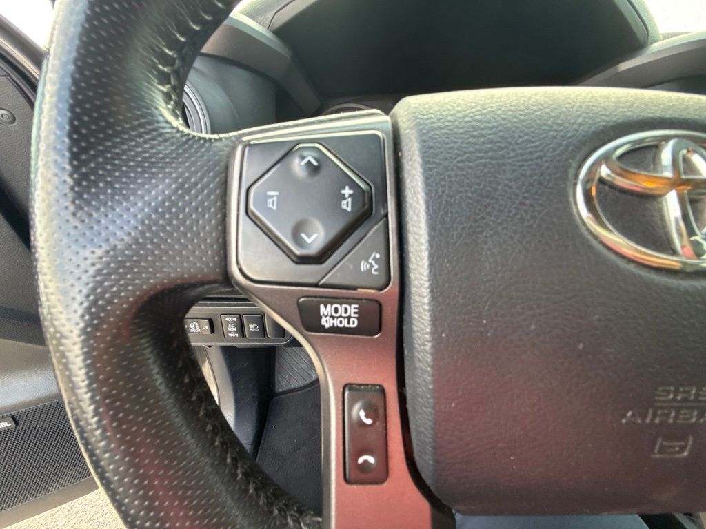 Thumbnail: 2019 Toyota Tacoma - 23