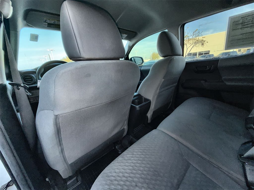 Thumbnail: 2022 Toyota Tacoma - 12