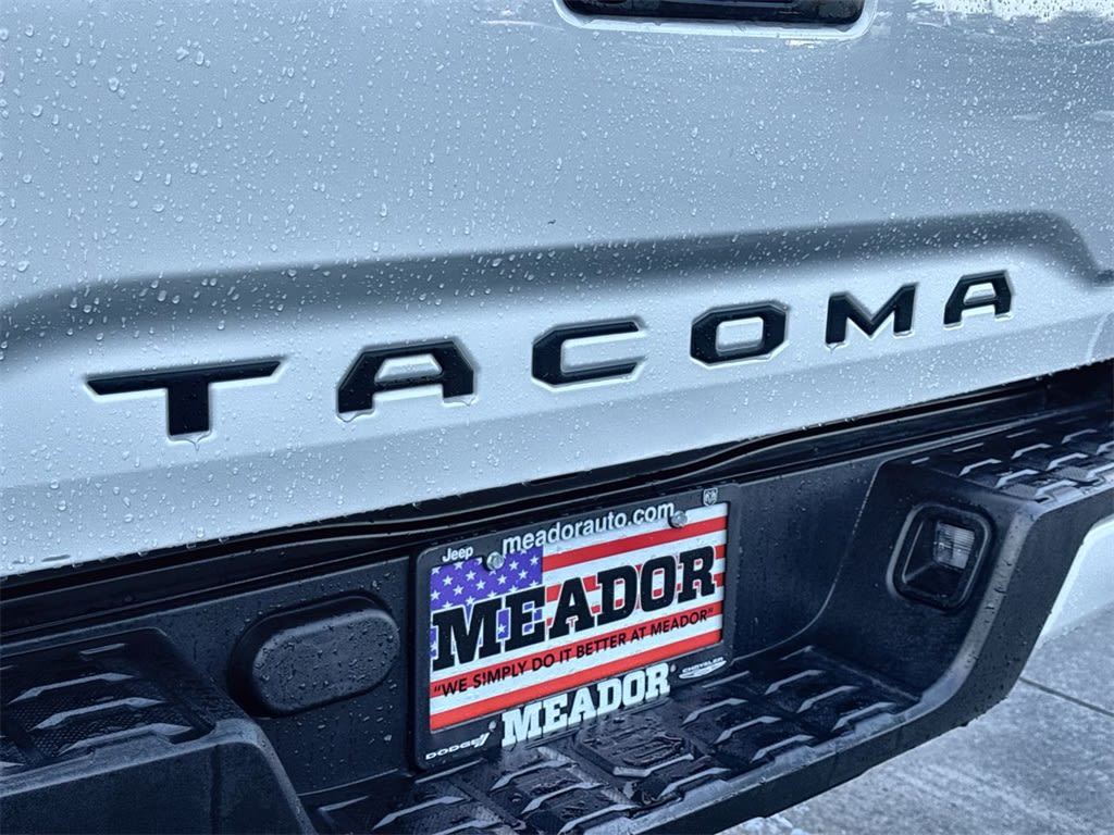 Thumbnail: 2022 Toyota Tacoma - 7