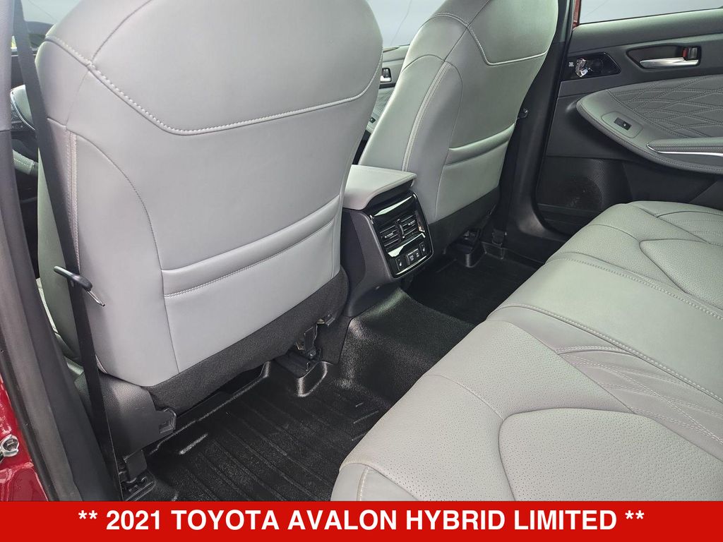 Thumbnail: 2021 Toyota Avalon - 13