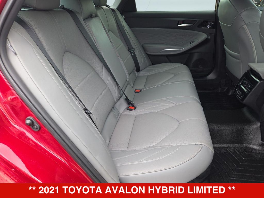 Thumbnail: 2021 Toyota Avalon - 27