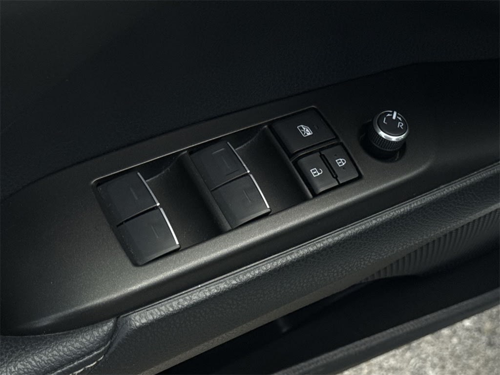 2023 Toyota Camry XSE 23