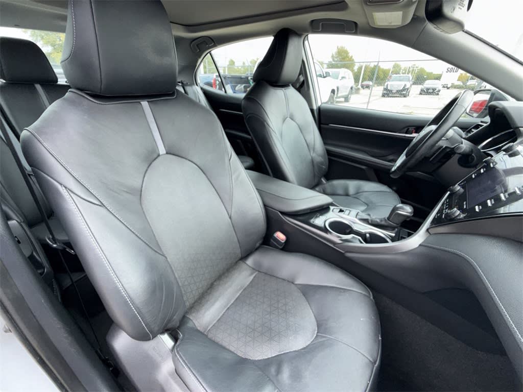 Thumbnail: 2020 Toyota Camry - 11