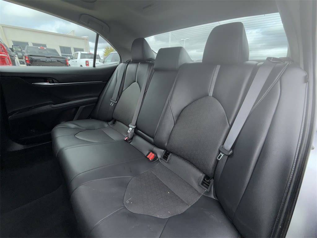 Thumbnail: 2020 Toyota Camry - 21