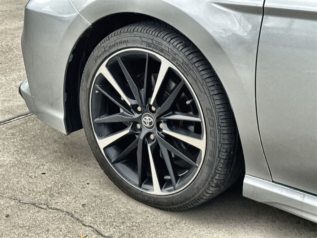 Thumbnail: 2020 Toyota Camry - 8