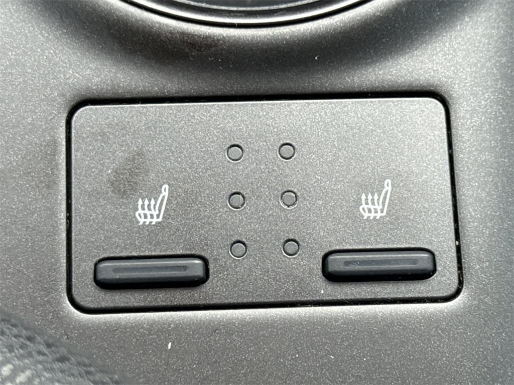 Thumbnail: 2022 Toyota Camry - 21