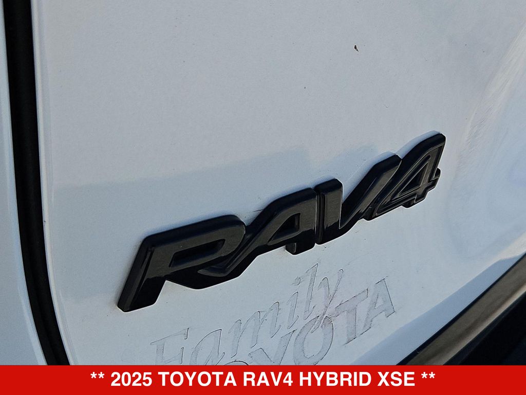 Thumbnail: 2025 Toyota RAV4 - 7