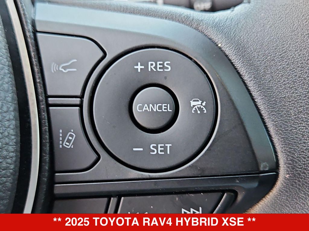 Thumbnail: 2025 Toyota RAV4 - 28
